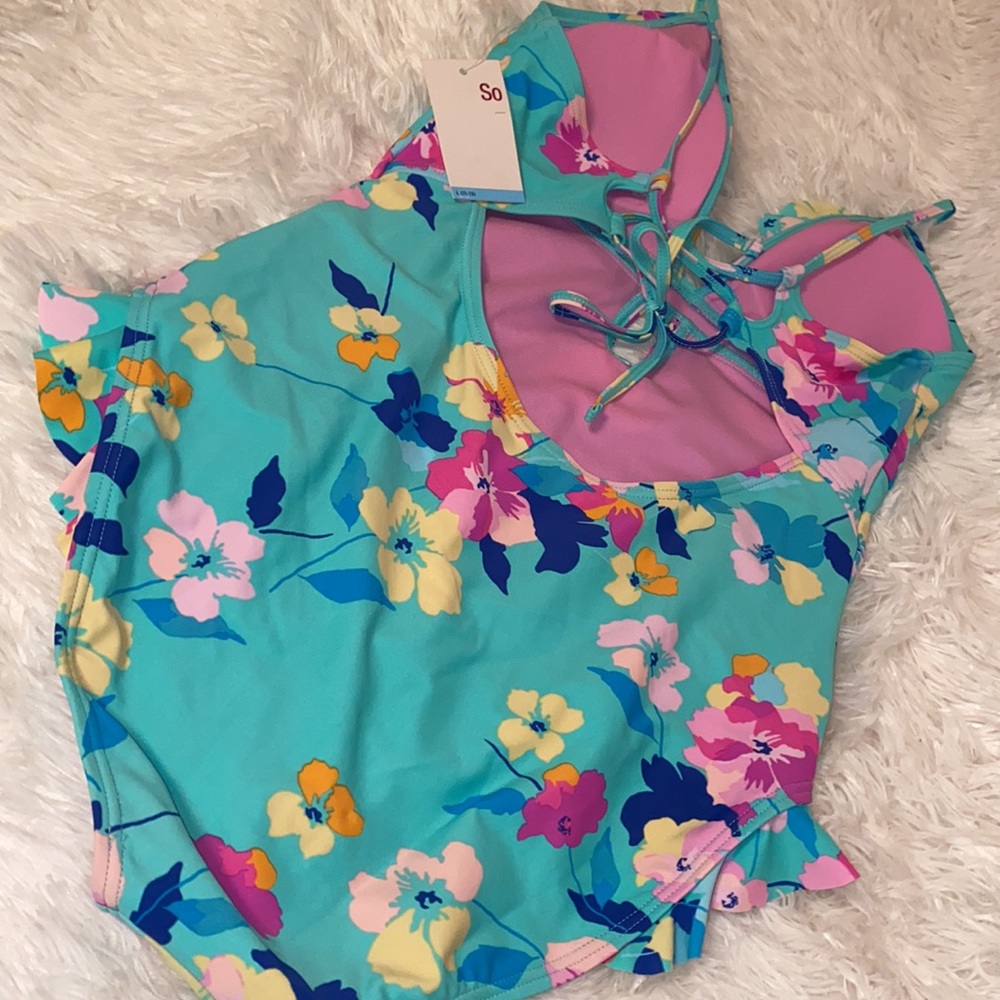 3/25$ NWT One Piece Swimming Suit 👙 - Picture 3 of 3